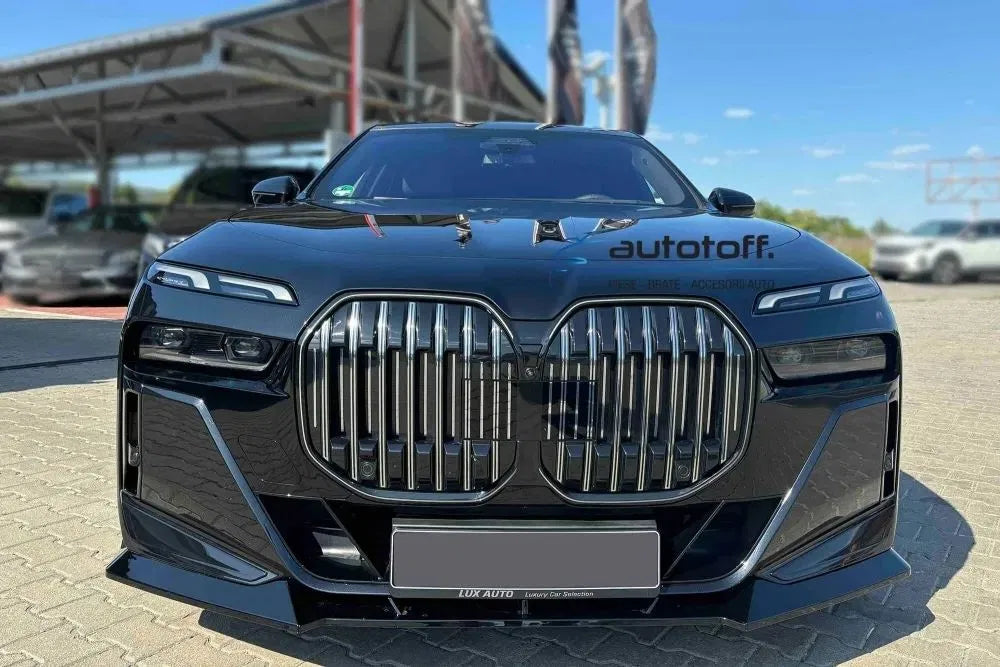 Pachet exterior Aero compatibil BMW Seria 7 G70 M-Tech (2022+) Negru lucios