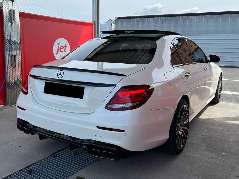 Difuzor bara spate compatibil cu Mercedes W213 E-Class (2020+) 63 AMG Design