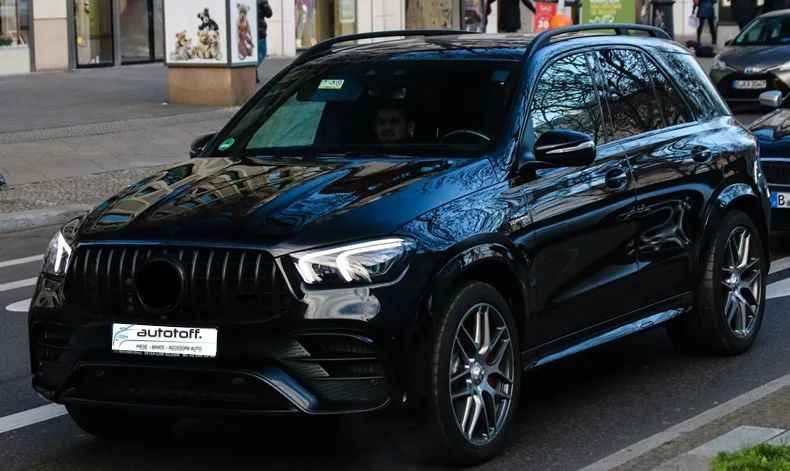 Bara fata 63AMG Mercedes GLE W167 C167 (2019+) Black Design