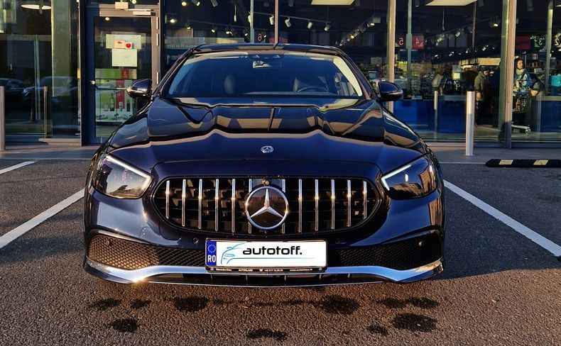 Grila E-Class W213 S213 C238 A238 Facelift Standard compatibila cu Mercedes (2020+) GT Design