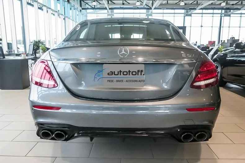 Difuzor bara spate E53 AMG Mercedes W213 E-Class (16-22) Negru lucios