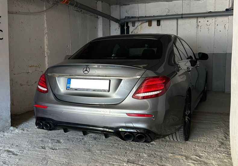 Difuzor compatibil cu Mercedes W213 E-Class (2016+) E53 Design Full Black