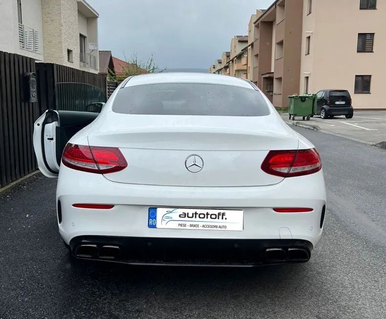 Bara fata si Difuzor bara spate Mercedes C-Class C205 A205 (14-19) C63 Design
